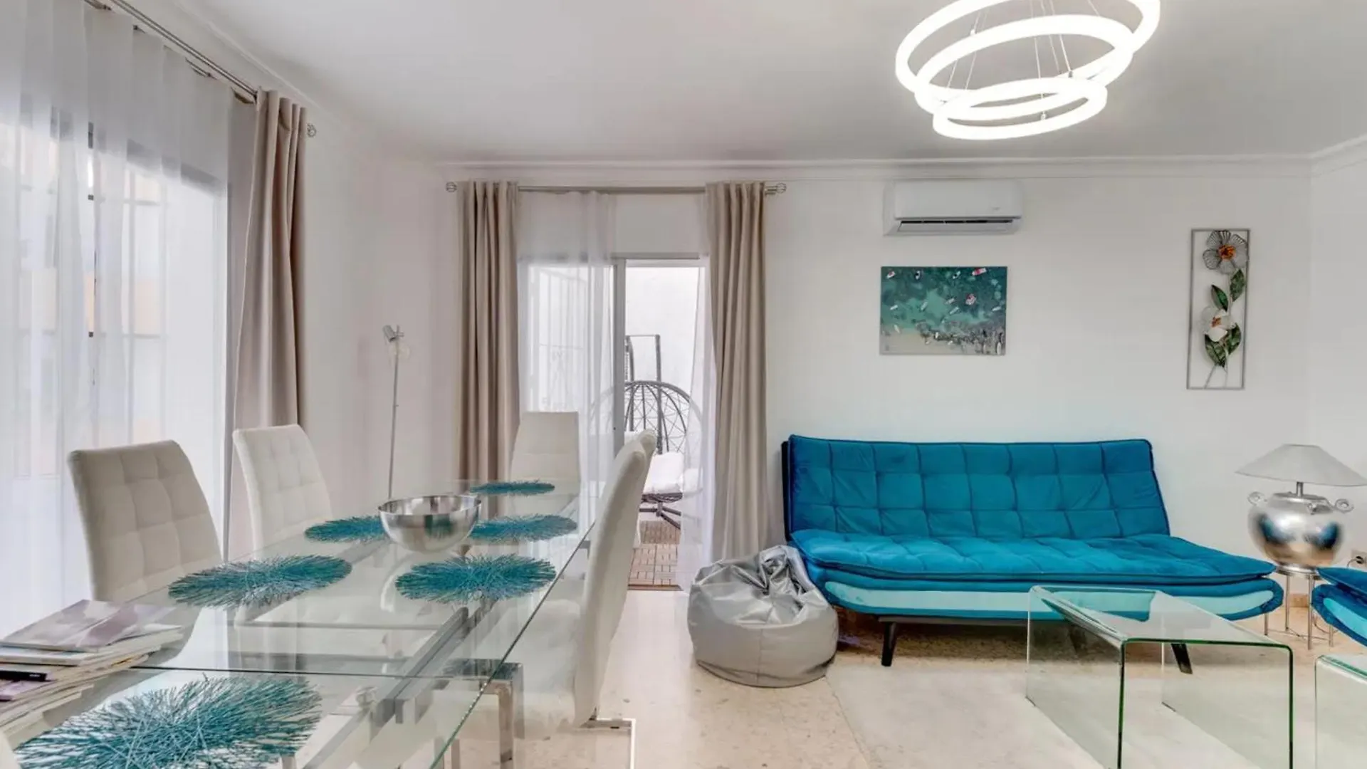 Spacious 3Br Walk To Beach & Old Town Marbella